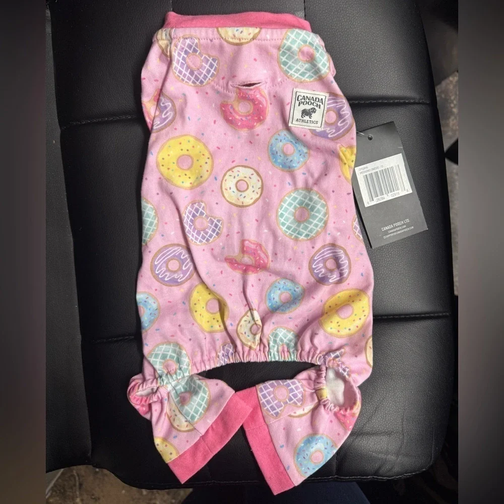 NWT Canada Pooch – Jersey Onesie Donut 12” 8-12lb